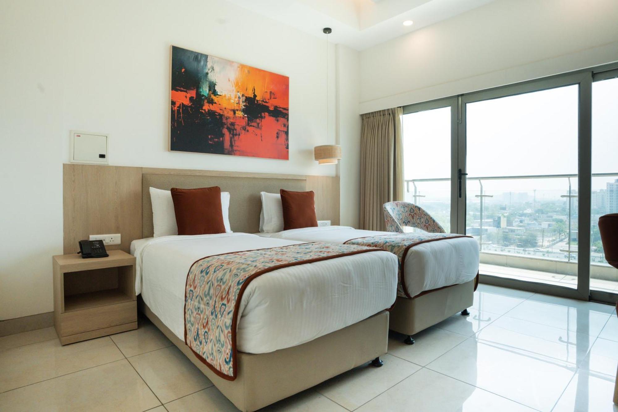 Ar Suites Klj Square Ґурґаон Екстер'єр фото