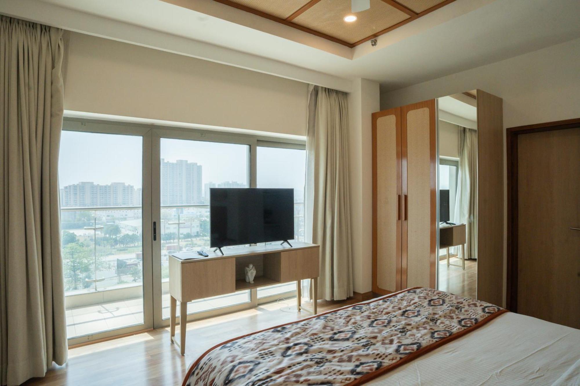Ar Suites Klj Square Ґурґаон Екстер'єр фото