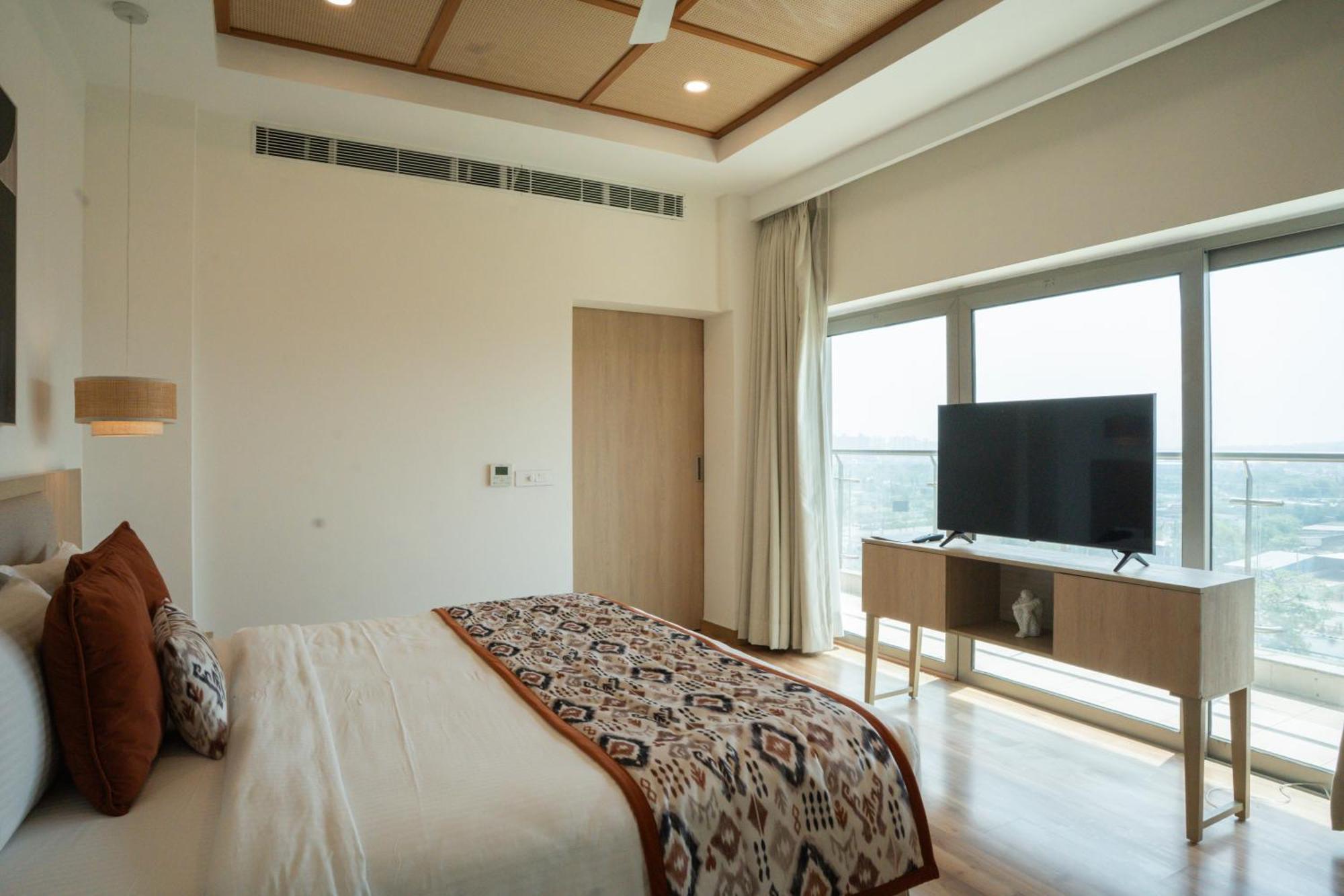 Ar Suites Klj Square Ґурґаон Екстер'єр фото
