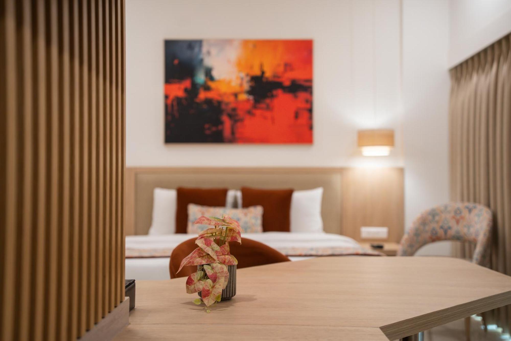 Ar Suites Klj Square Ґурґаон Екстер'єр фото